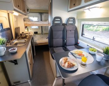 Dining area for 4 persons